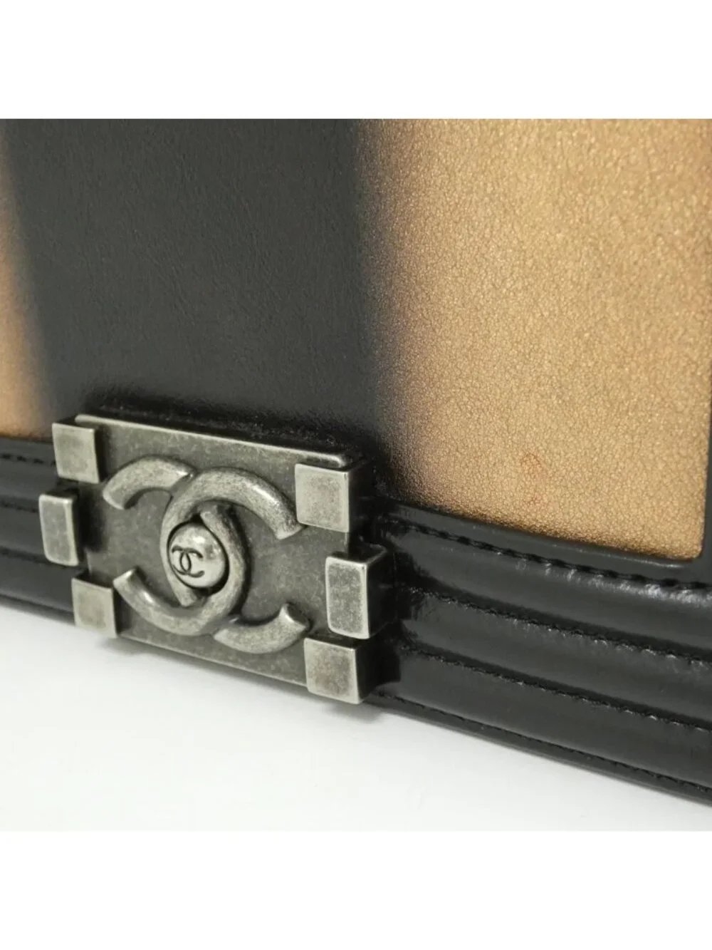 Chanel Boy Line Shoulder Bag